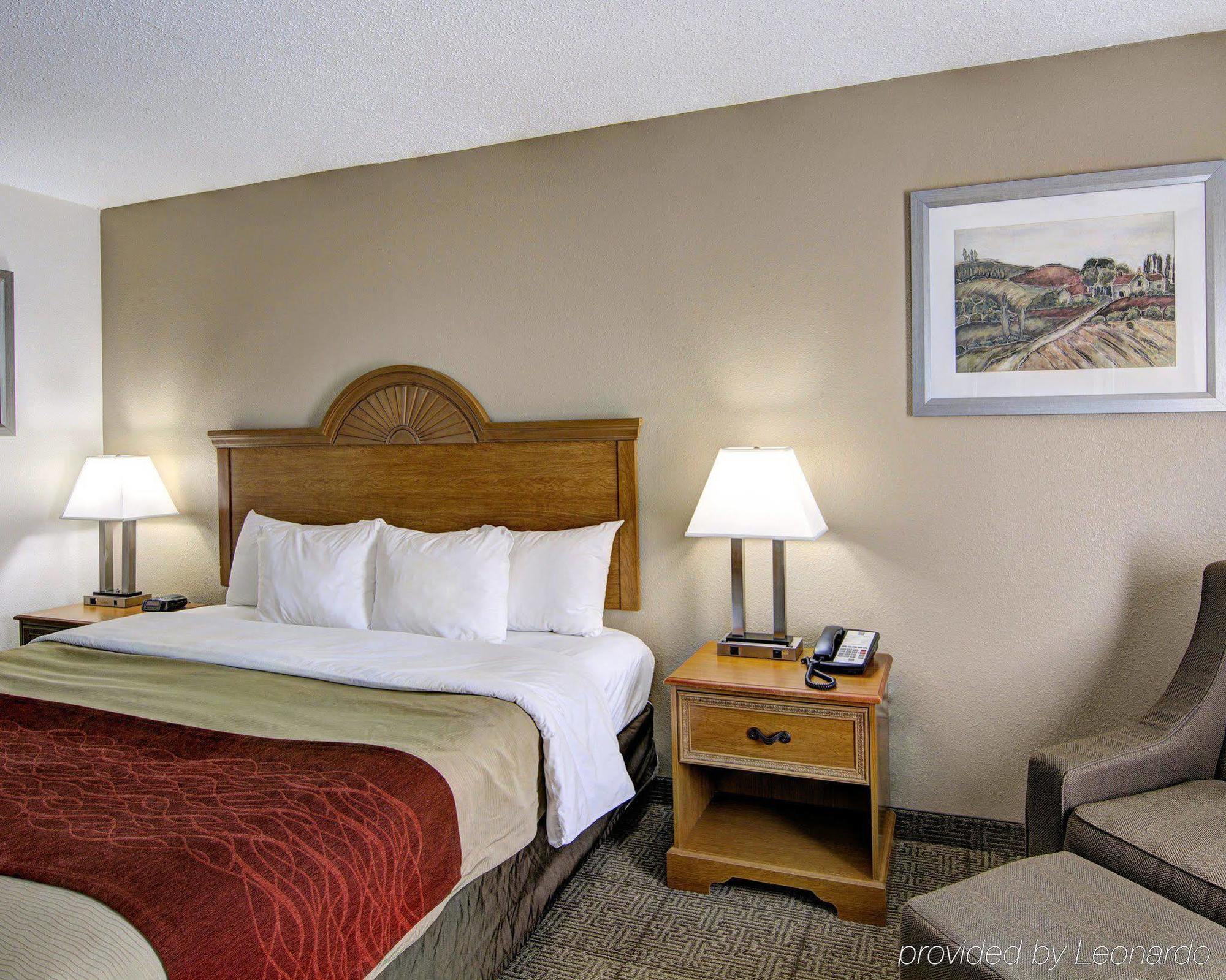 Hotel Clarion Pointe Beckley Exterior foto